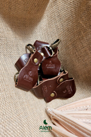 Alternative view of Llavero en Cuero para cinto