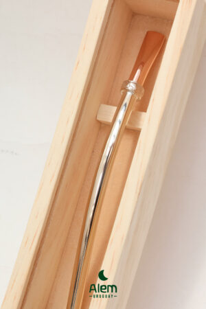 Alternative view of Bombilla Plata, boca de Oro