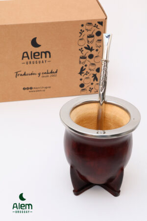 Alternative view of Mate y bombillon alpaca + grabado en el acto